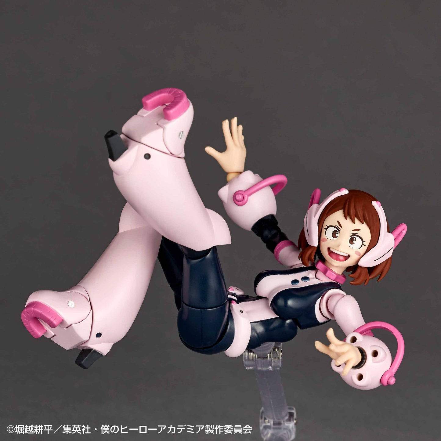 Revoltech Amazing Yamaguchi Ochaco Uraraka (My Hero Academia)