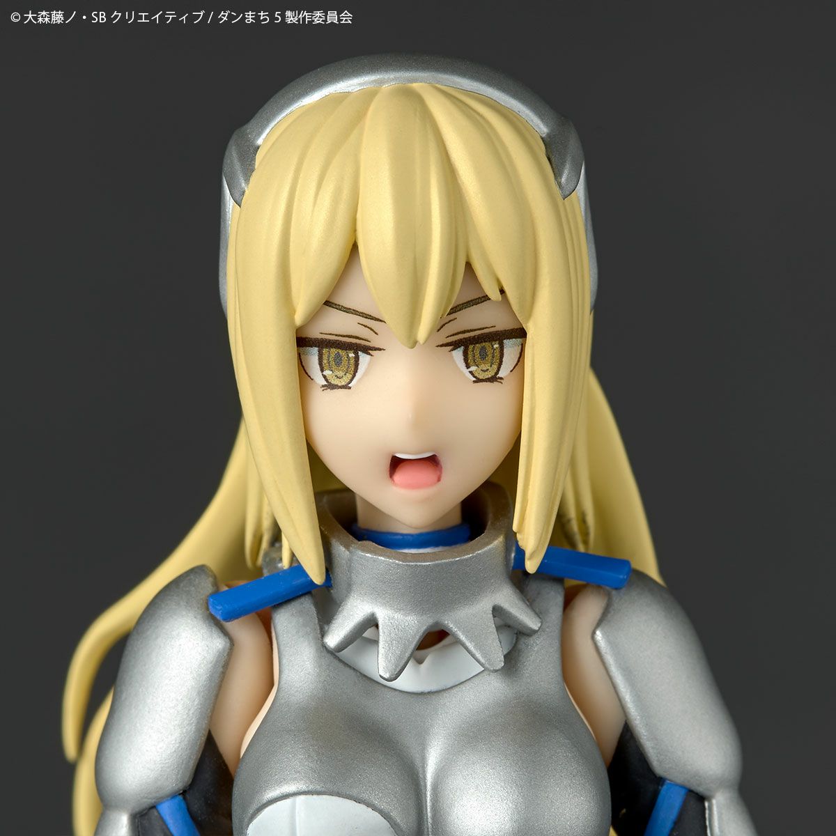 (PREVENTA) Revoltech Amazing Yamaguchi Ais Wallenstein (DanMachi)