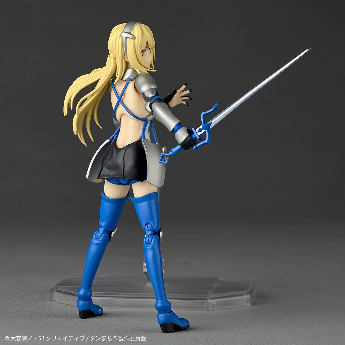 (PREVENTA) Revoltech Amazing Yamaguchi Ais Wallenstein (DanMachi)