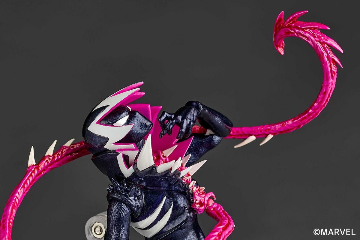 Revoltech Amazing Yamaguchi Gwenom (Spider-Gwen)
