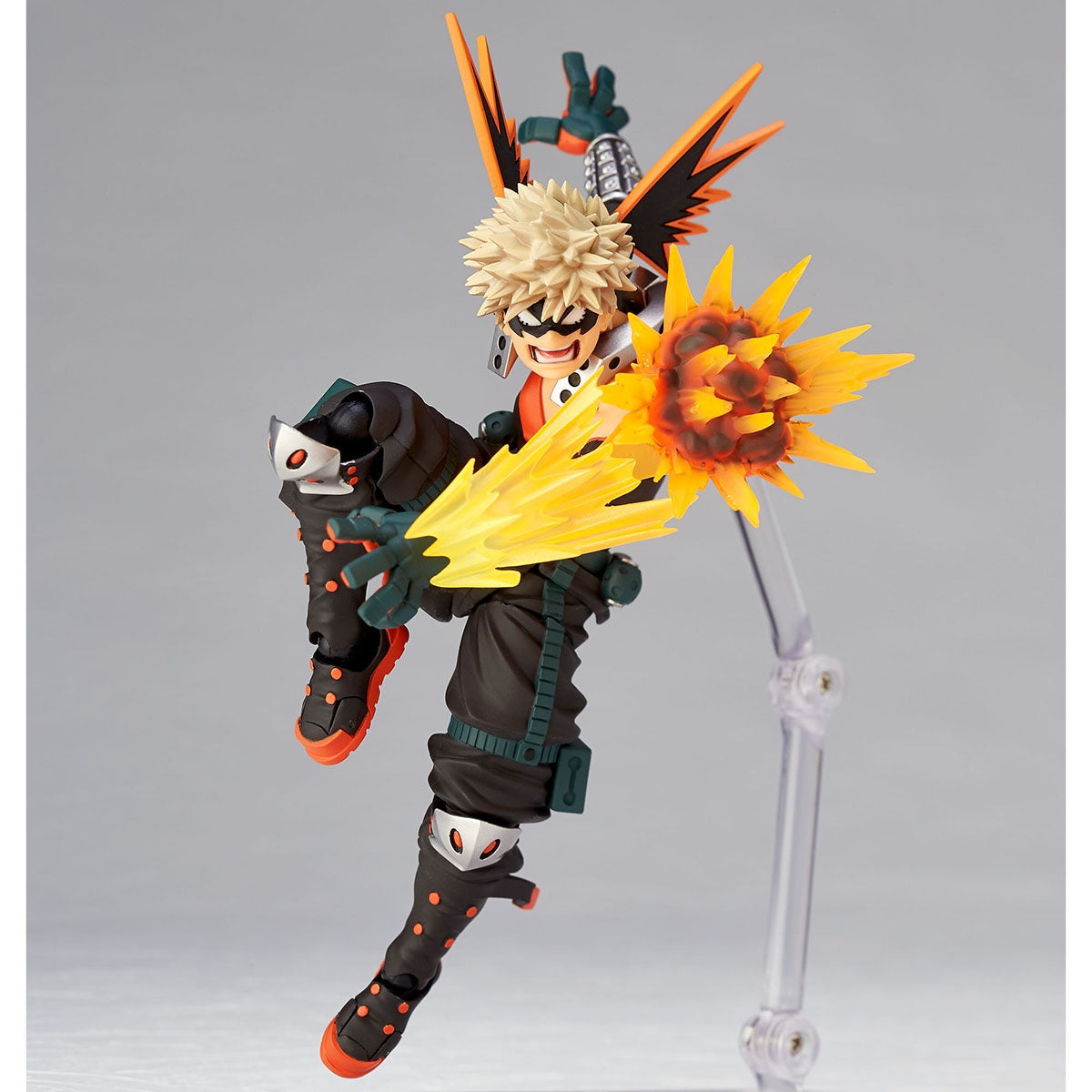 Revoltech Amazing Yamaguchi Katsuki Bakugo (My Hero Academia)