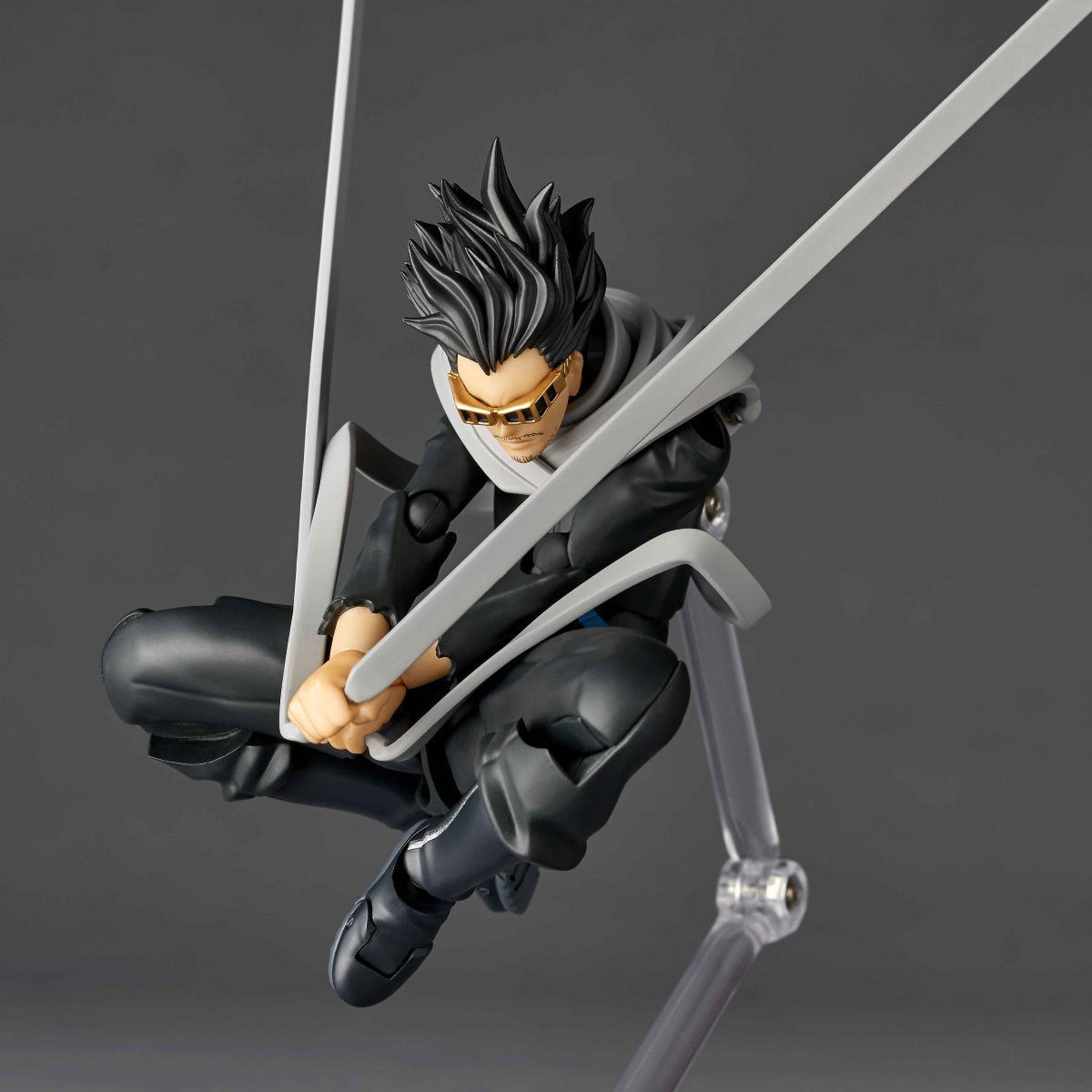 Revoltech Amazing Yamaguchi Shota Aizawa (My Hero Academia)