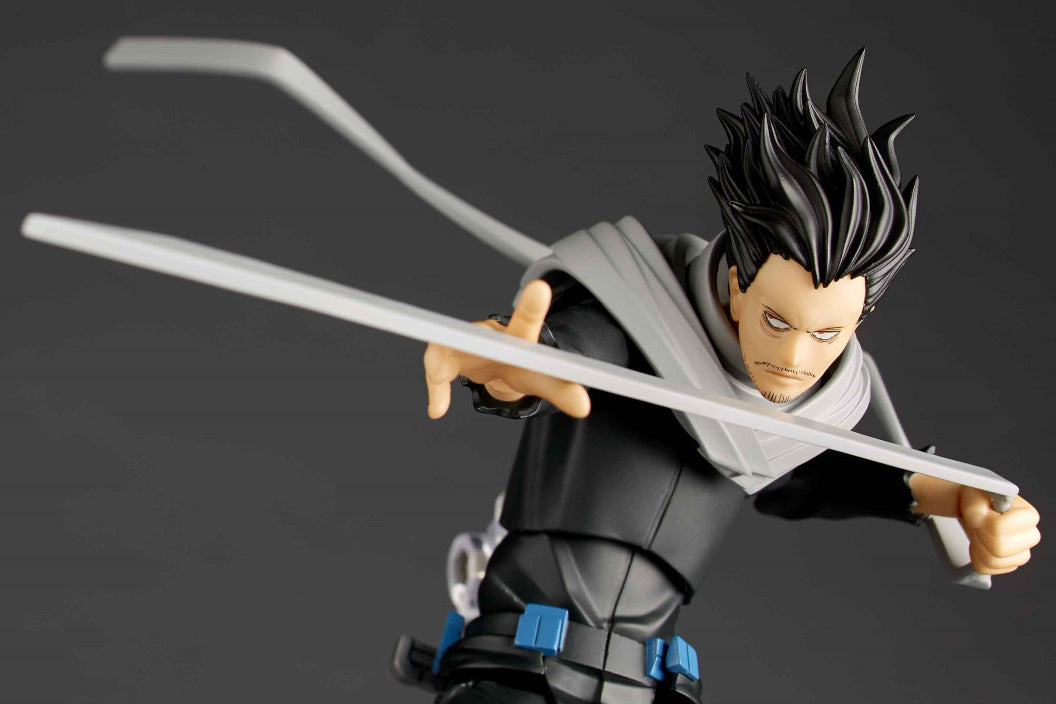 Revoltech Amazing Yamaguchi Shota Aizawa (My Hero Academia)