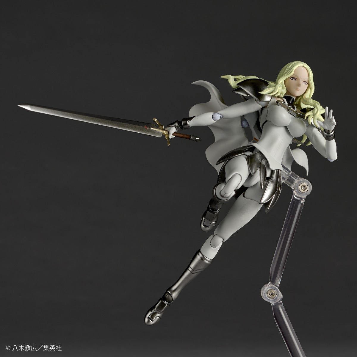 (PREVENTA) Revoltech Amazing Yamaguchi - Smiling Teresa (Claymore)