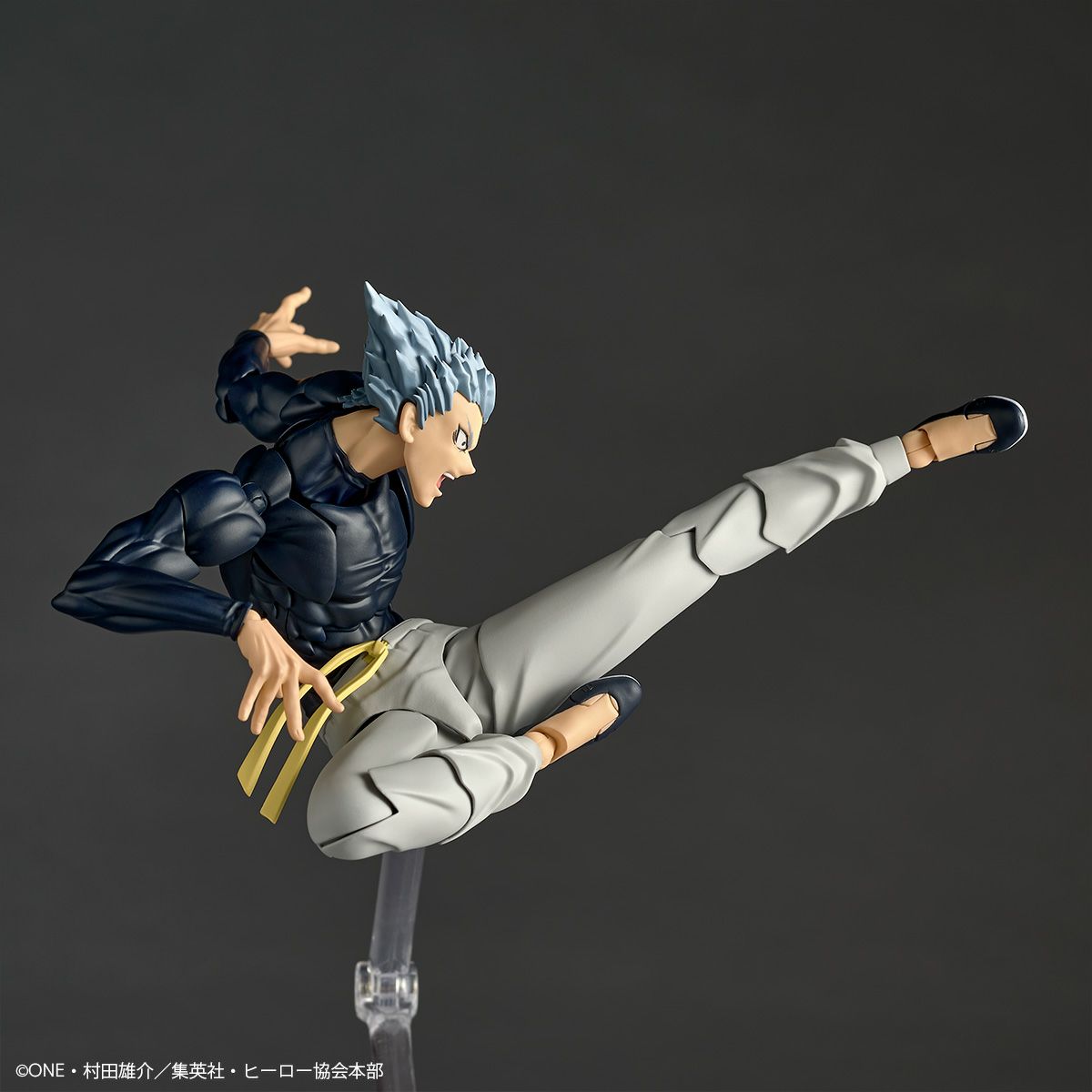 (PREVENTA) Revoltech Amazing Yamaguchi Garou (One Punch Man)
