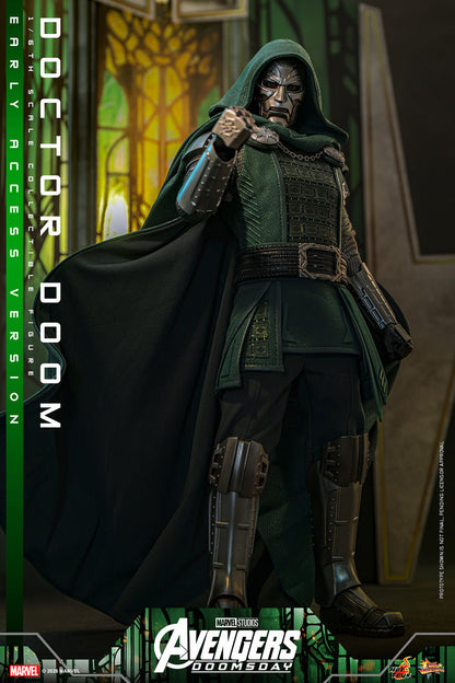 (PREVENTA) Hot Toys Movie Masterpiece Doctor Doom (Avengers: Doomsday)