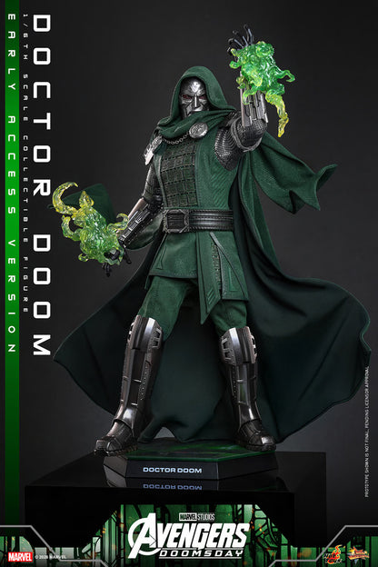 (PREVENTA) Hot Toys Movie Masterpiece Doctor Doom (Avengers: Doomsday)