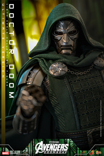 (PREVENTA) Hot Toys Movie Masterpiece Doctor Doom (Ultimate Version) (Avengers: Doomsday)
