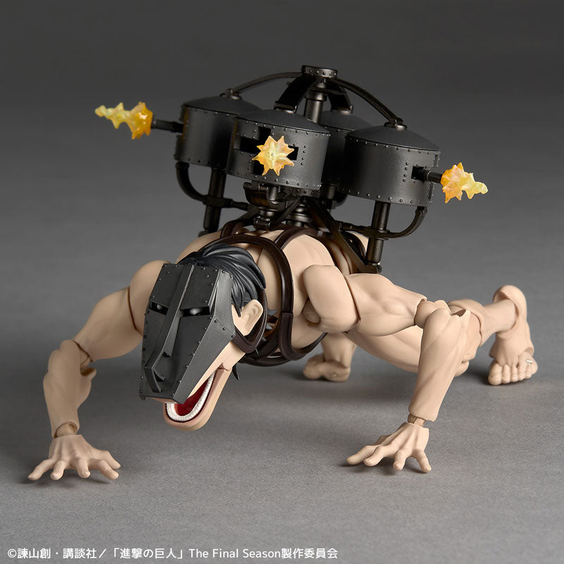 (PREVENTA) Revoltech Amazing Yamaguchi Cart Titan (Attack on Titan)