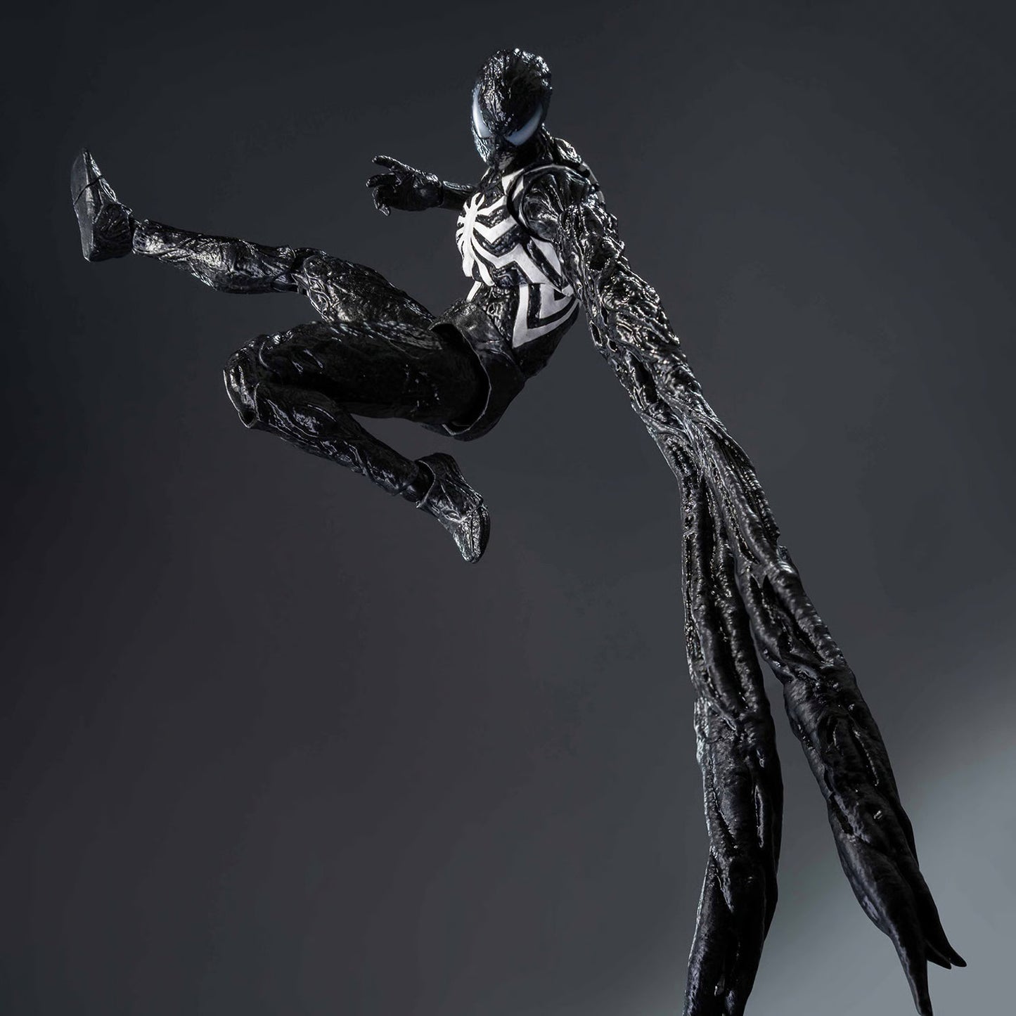 (PREVENTA) DLX - Spider-Man Symbiote Suit (Peter Parker) (Spider-Man 2)